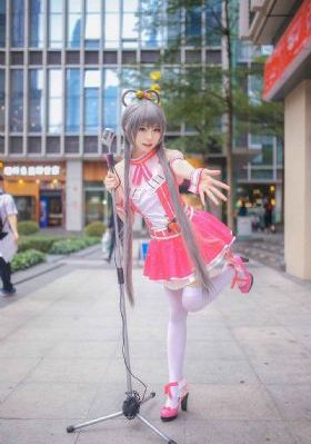 艳妇臀荡乳欲慈芬_超清全集免费播放