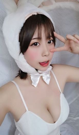 国产曰的好深好爽免费视频_超清日本电影免费